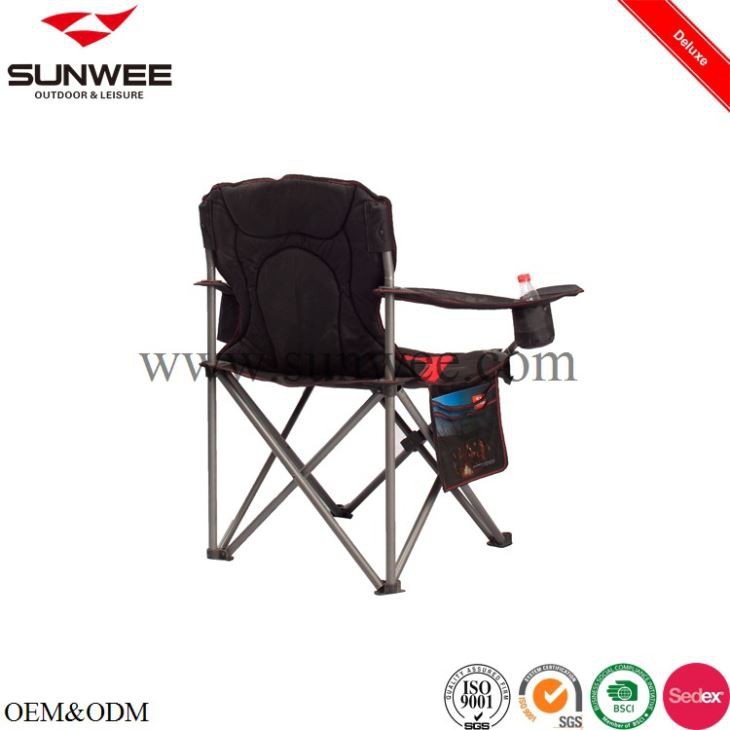 Picnic folding chair with magazine pocket